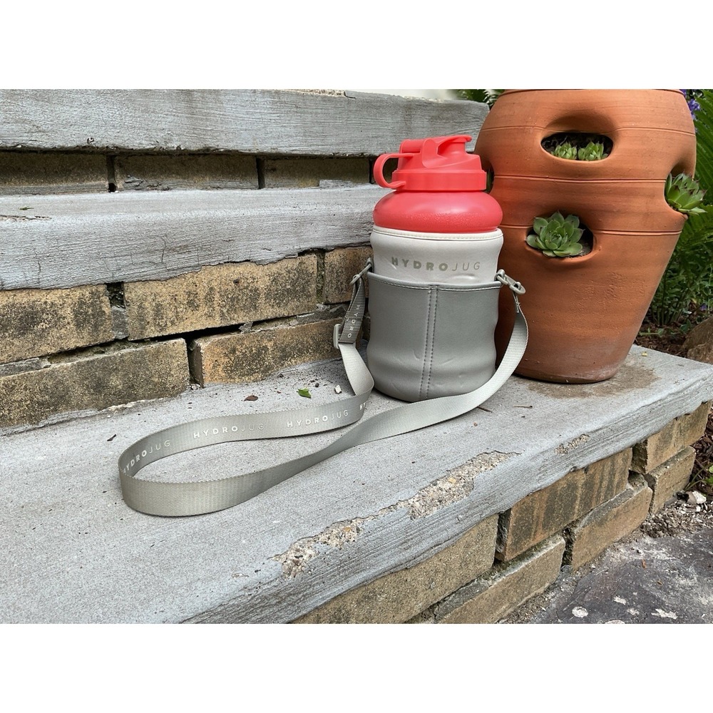 Hydrojug‎ Olive Green Insulated Sleeve & Strap (bottle Not Included)